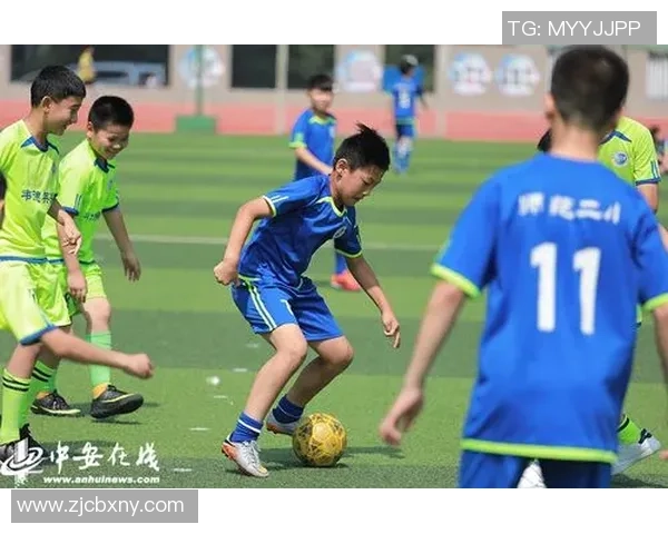 五二零足球：激情与梦想交织的绿茵场上演绎青春的无限可能